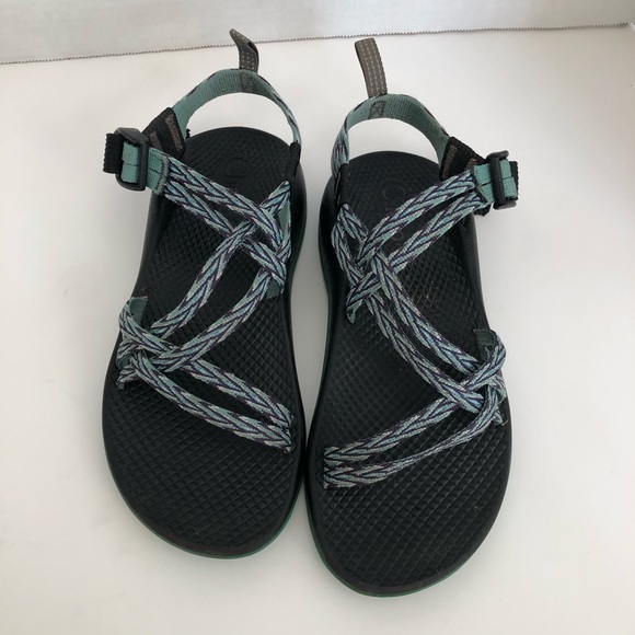 chacos size 4